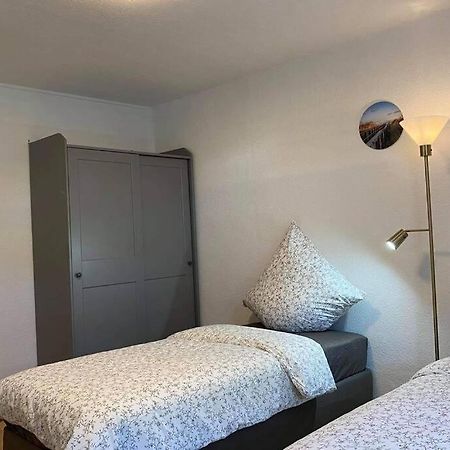 Beste Lage In Rostock: 2-Zimmerwohnung Mit Balkon Im 1.Og Экстерьер фото