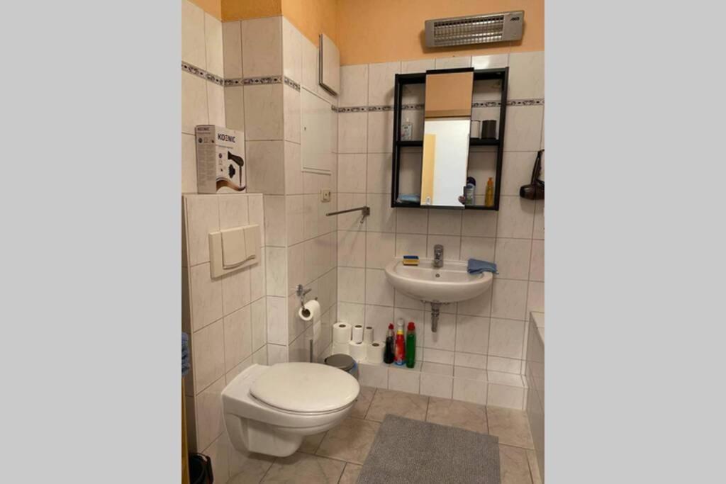Beste Lage In Rostock: 2-Zimmerwohnung Mit Balkon Im 1.Og Экстерьер фото